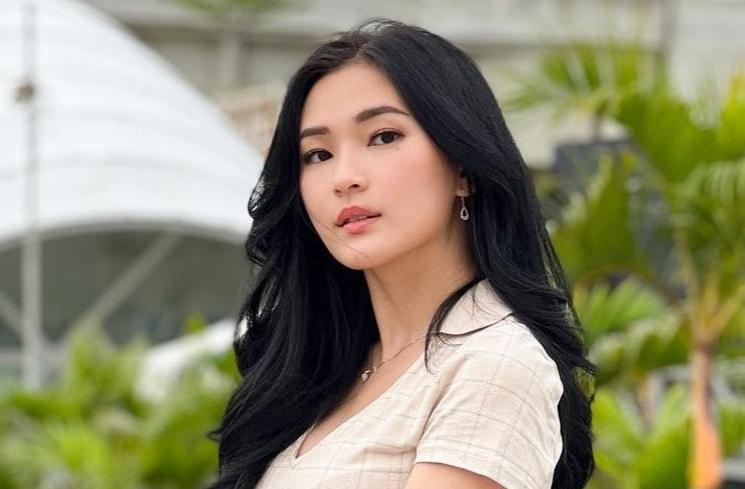 Angelia Christy