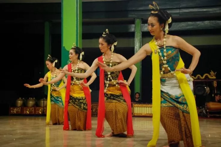 Tari Tayub