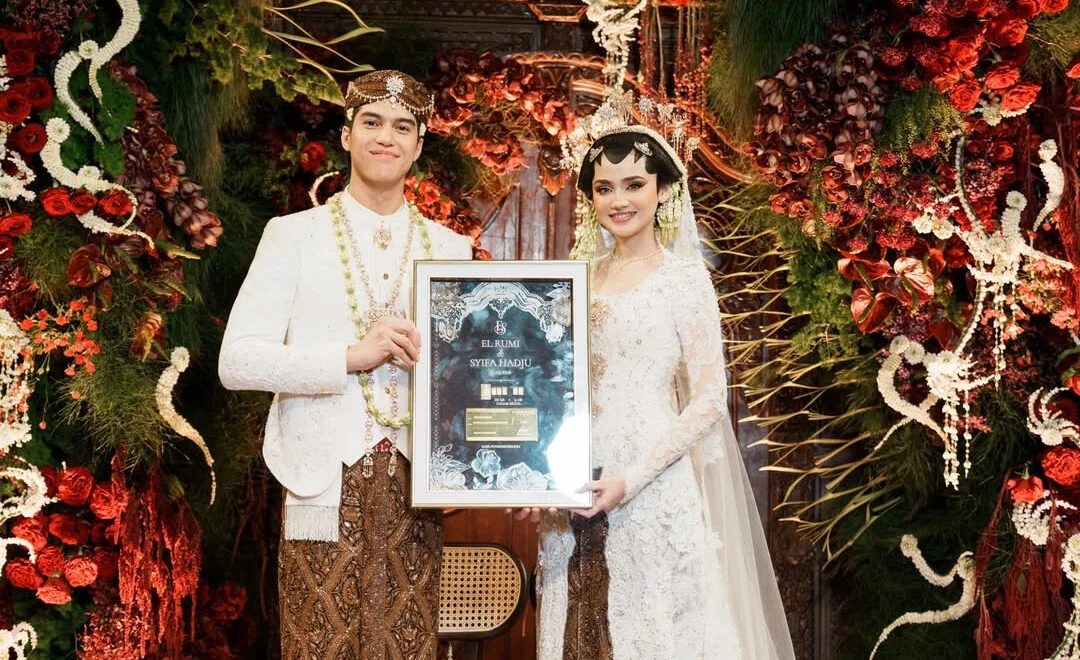 Pernikahan El Rumi dan Syifa Hadju