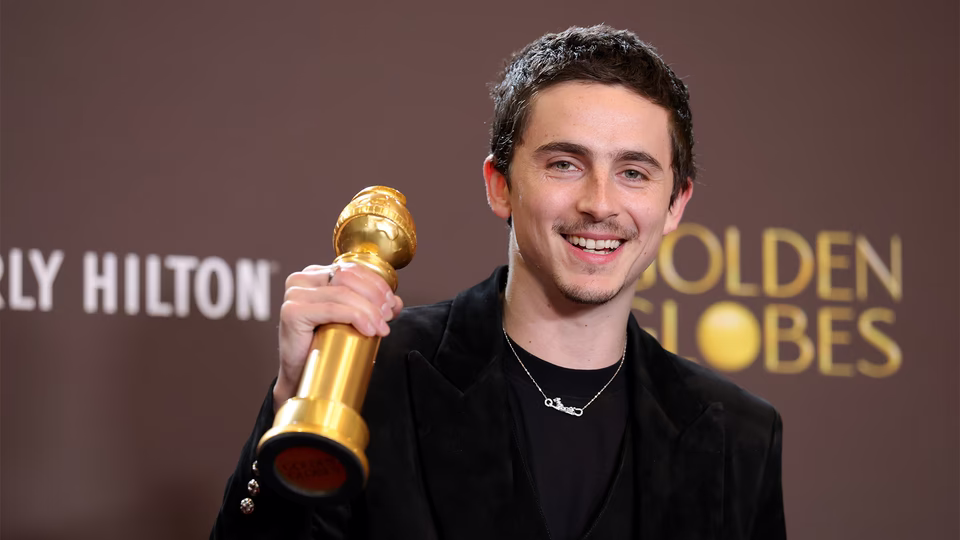 Pesona Autentik Timothée Chalamet di Balik Layar Lebar