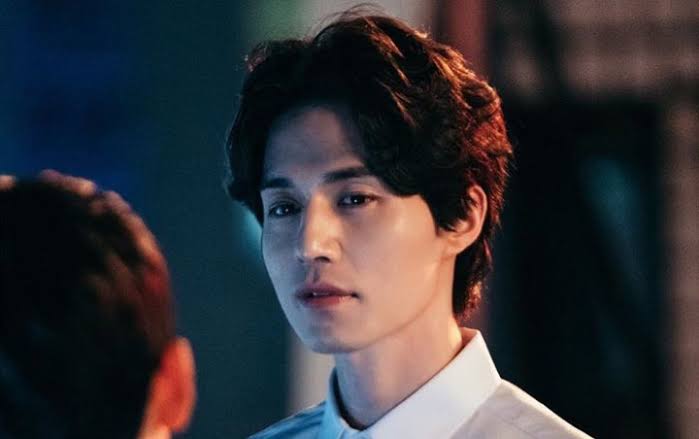 Sinopsis Stranger From Hell yang Sarat Misteri